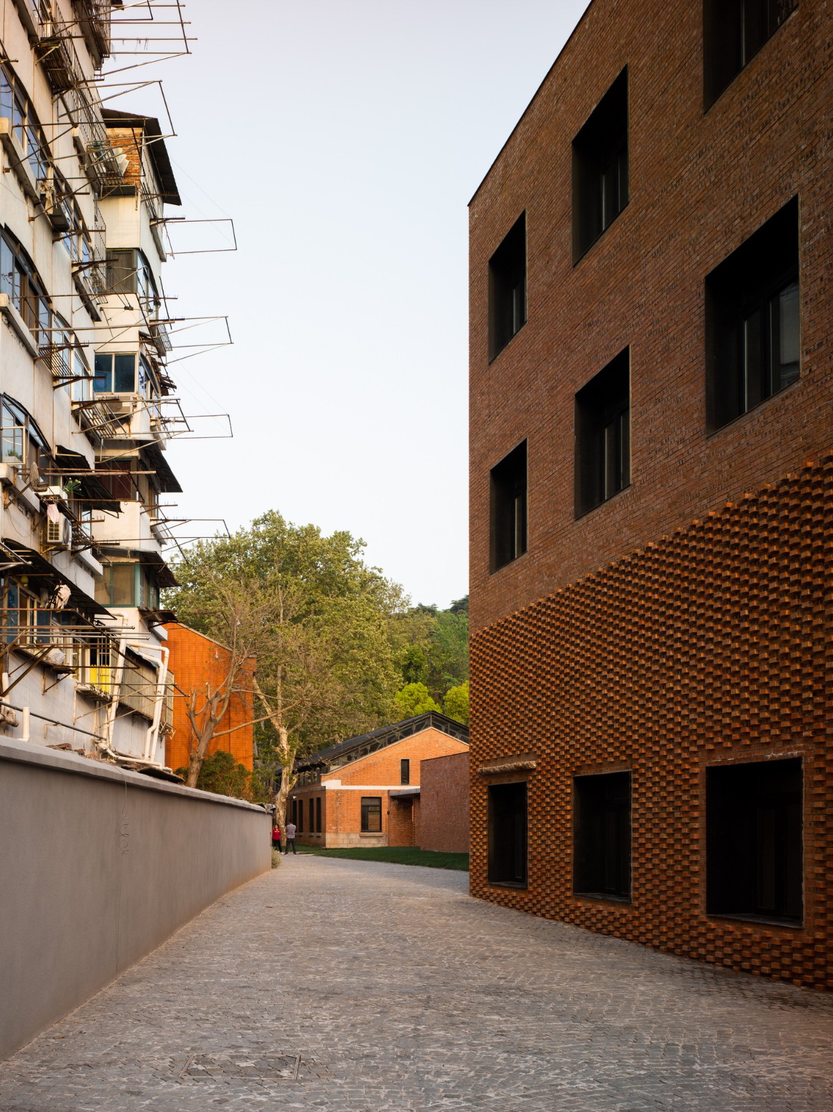 BIM建筑|南京战斗机械厂改造更新 / 米思建筑