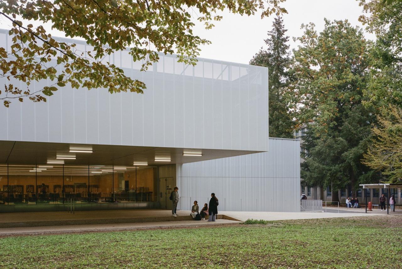 BIM建筑|Joliot-Curie 学校餐饮服务和学校生活中心 / Ateliers O-S architectes