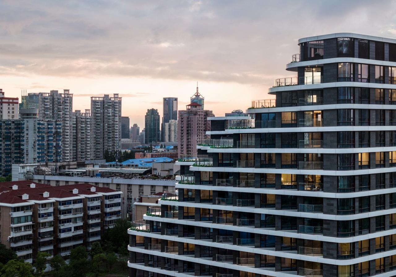 BIM建筑|上海浦东嘉华E18创新住宅 / EID Arch + 上海天华建筑设计 + Aedas