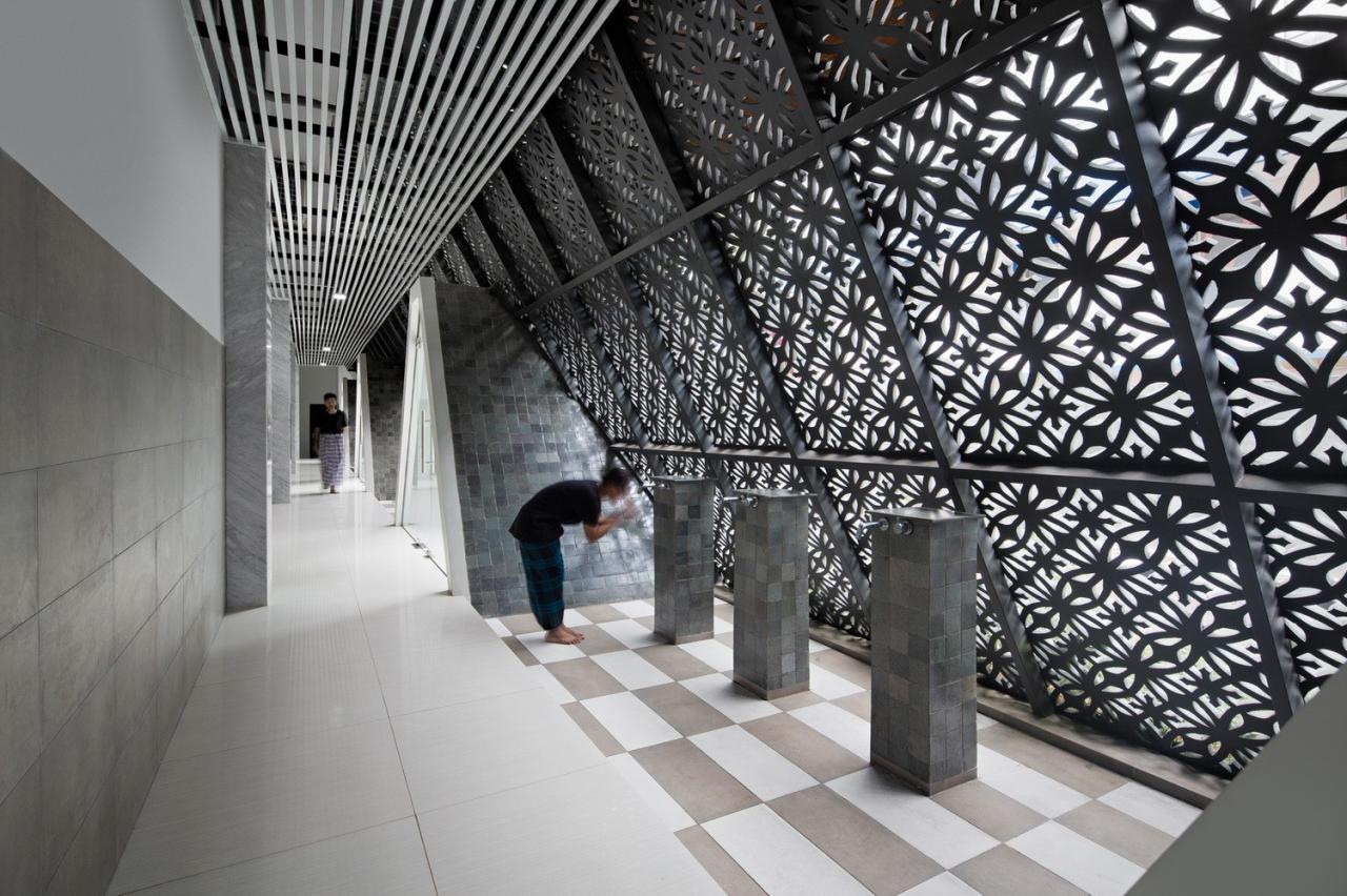 BIM建筑|镂空，让光照进清真寺 At-Taufik / JOSO