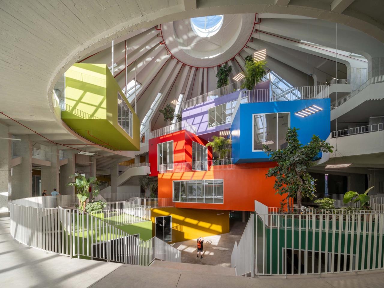 BIM建筑|地拉那金字塔 / MVRDV