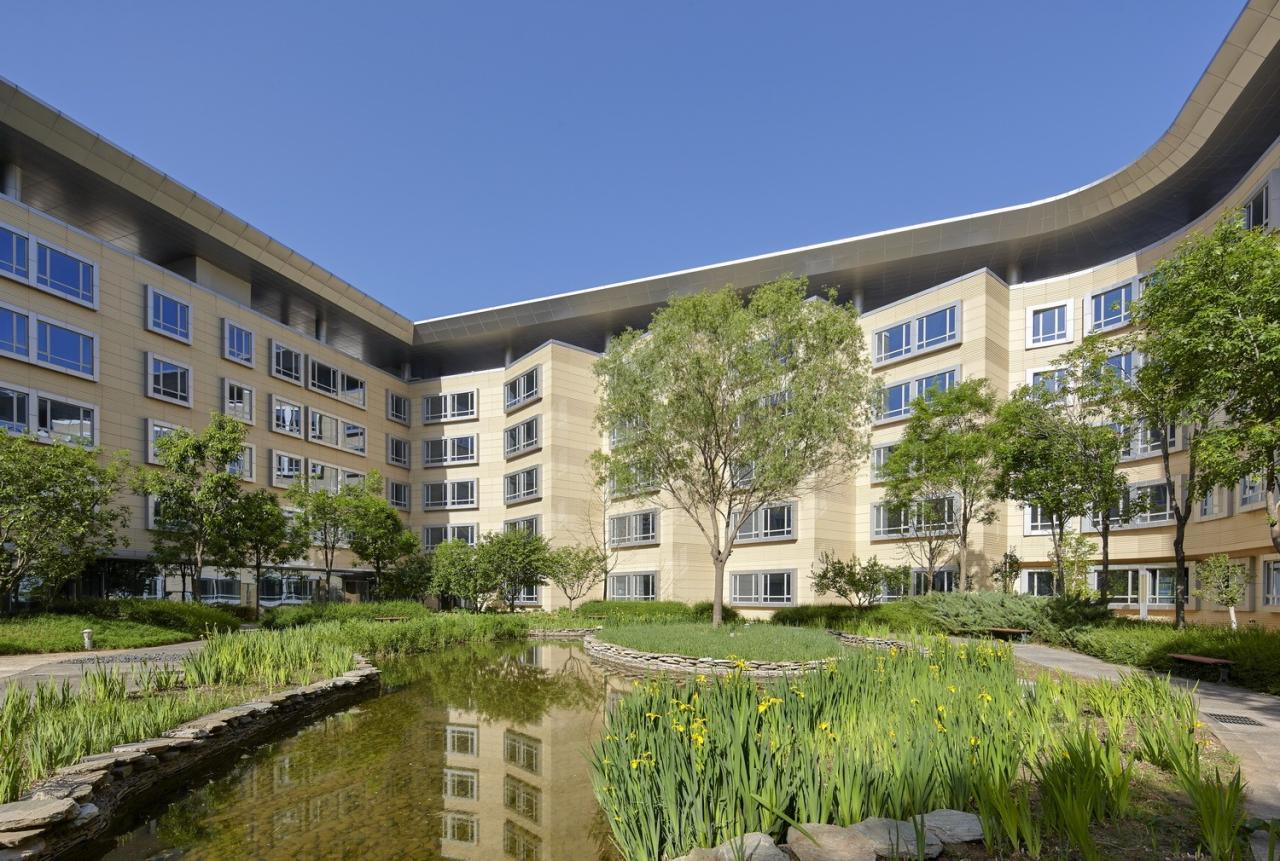 BIM建筑|中关村新兴产业前沿技术研究院 / 中科院建筑设计研究院有限公司