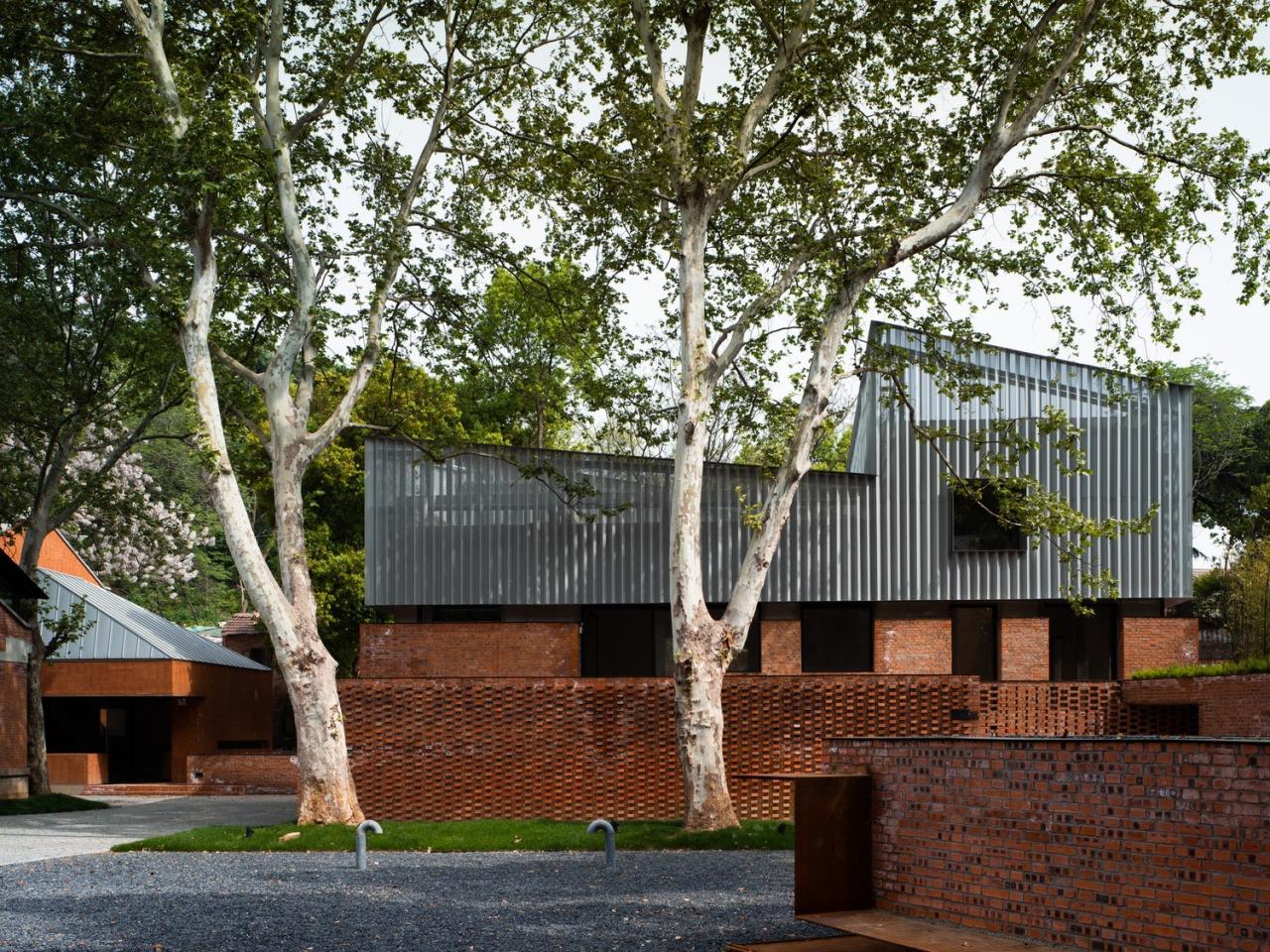 BIM建筑|南京战斗机械厂改造更新 / 米思建筑