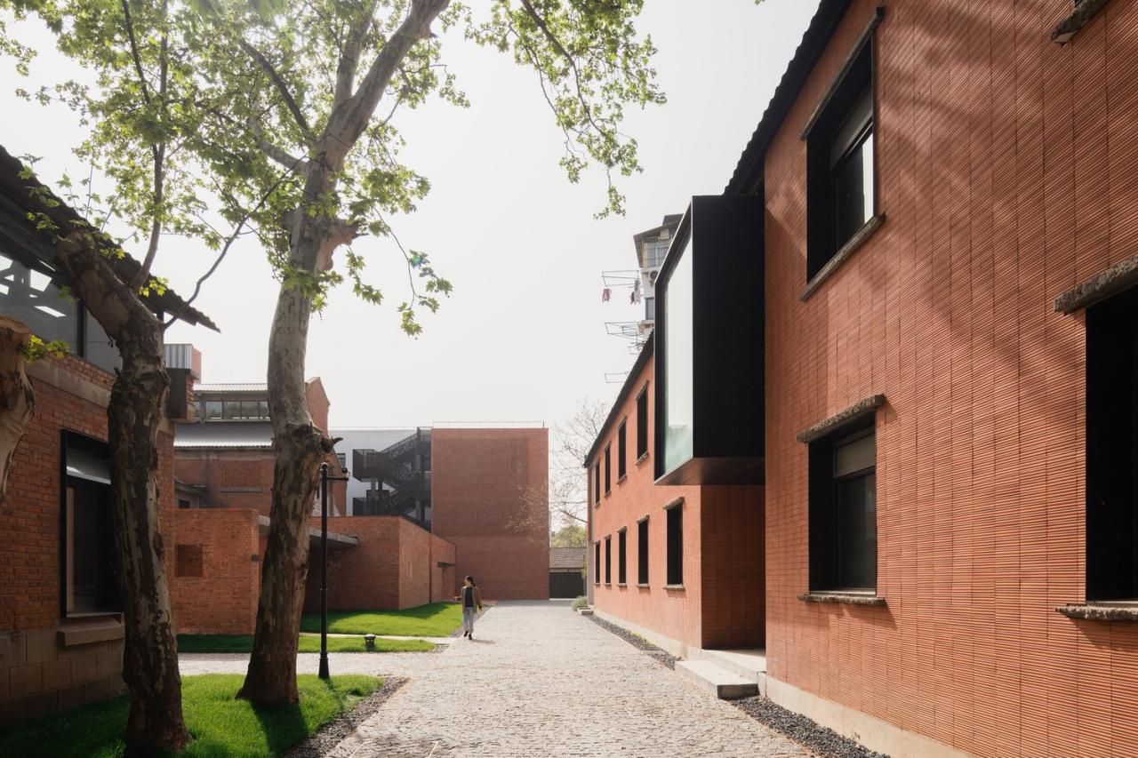 BIM建筑|南京战斗机械厂改造更新 / 米思建筑