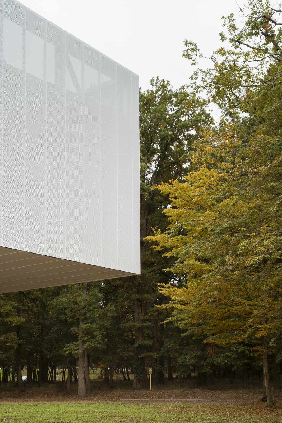 BIM建筑|Joliot-Curie 学校餐饮服务和学校生活中心 / Ateliers O-S architectes