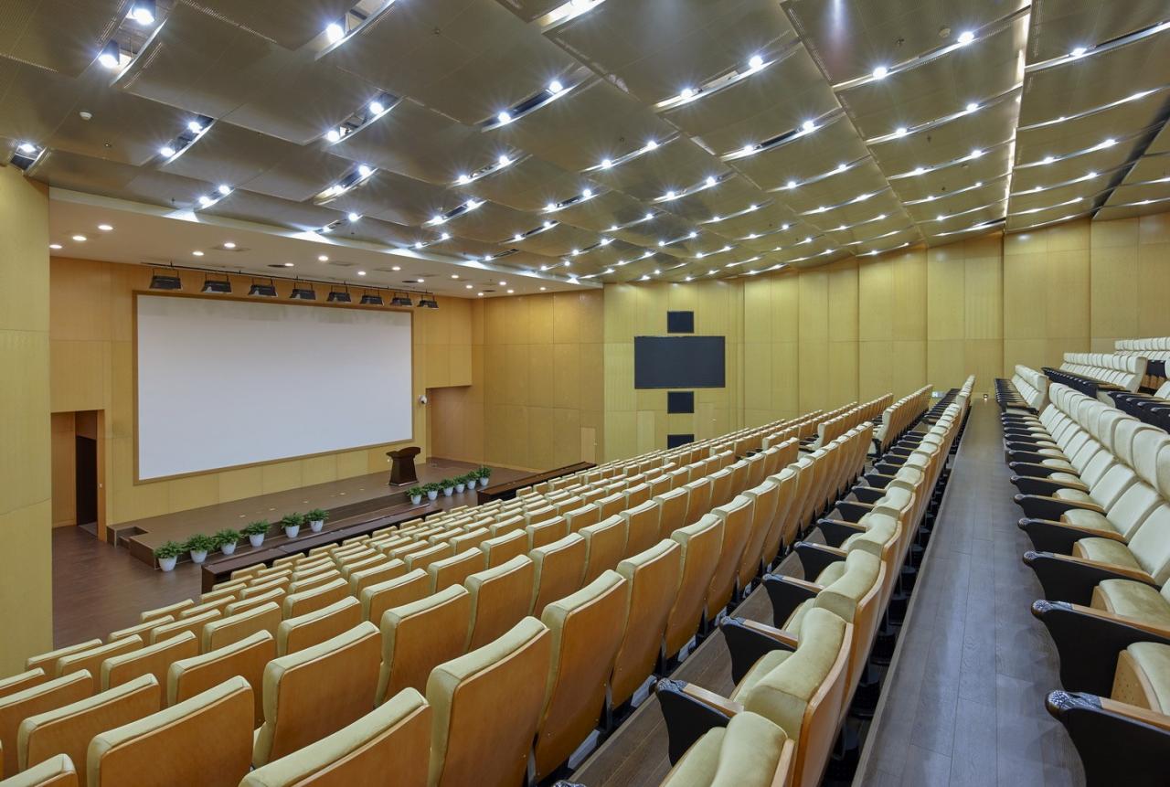 BIM建筑|中关村新兴产业前沿技术研究院 / 中科院建筑设计研究院有限公司