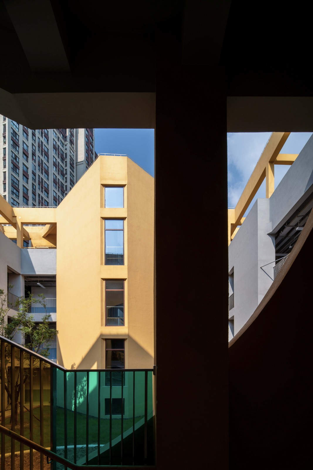 BIM建筑|嘉定区博翔幼儿园：去想象，而不是定义 / 予舍予筑