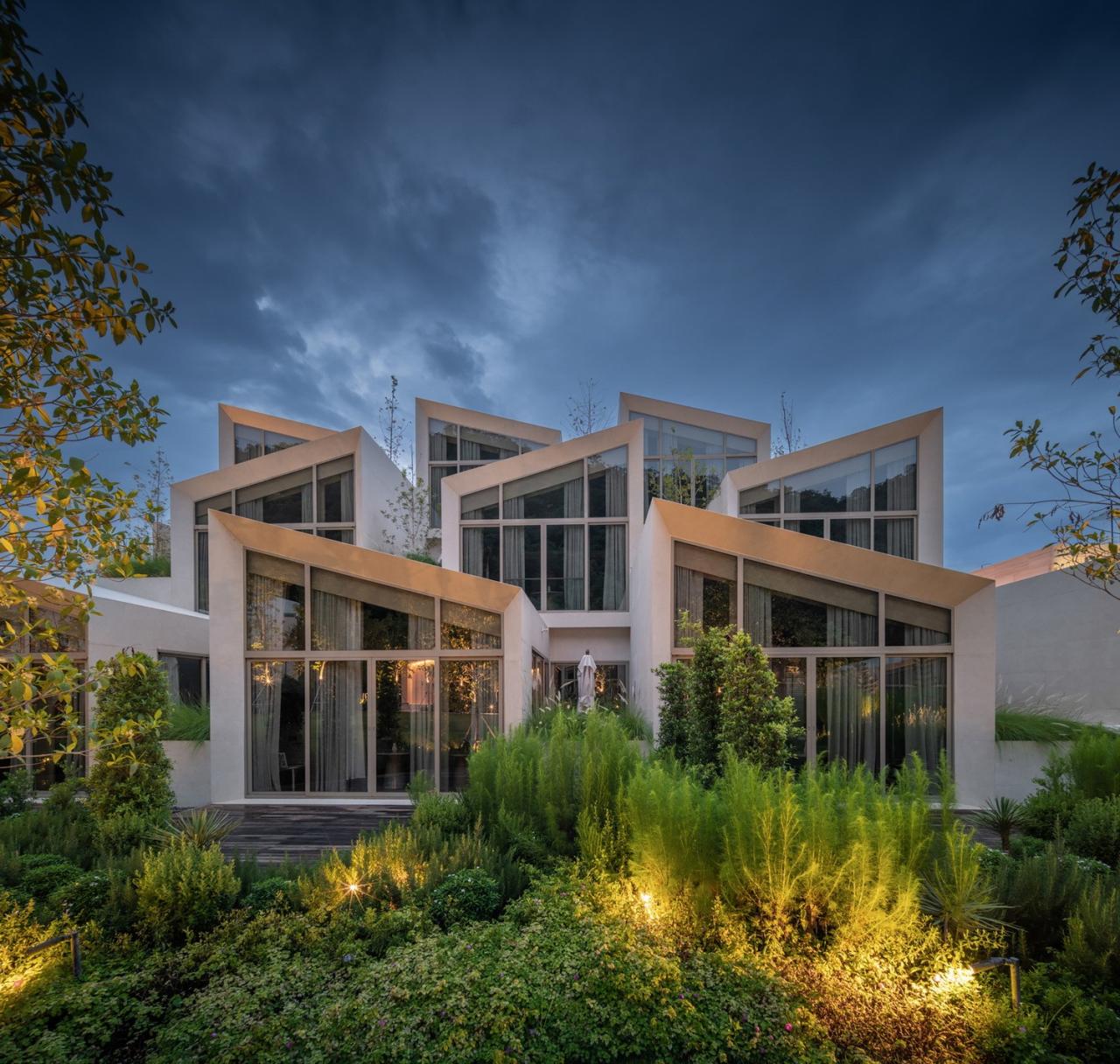 BIM建筑|游向天空，MYS Khaoyai 酒店 / Urban Praxis