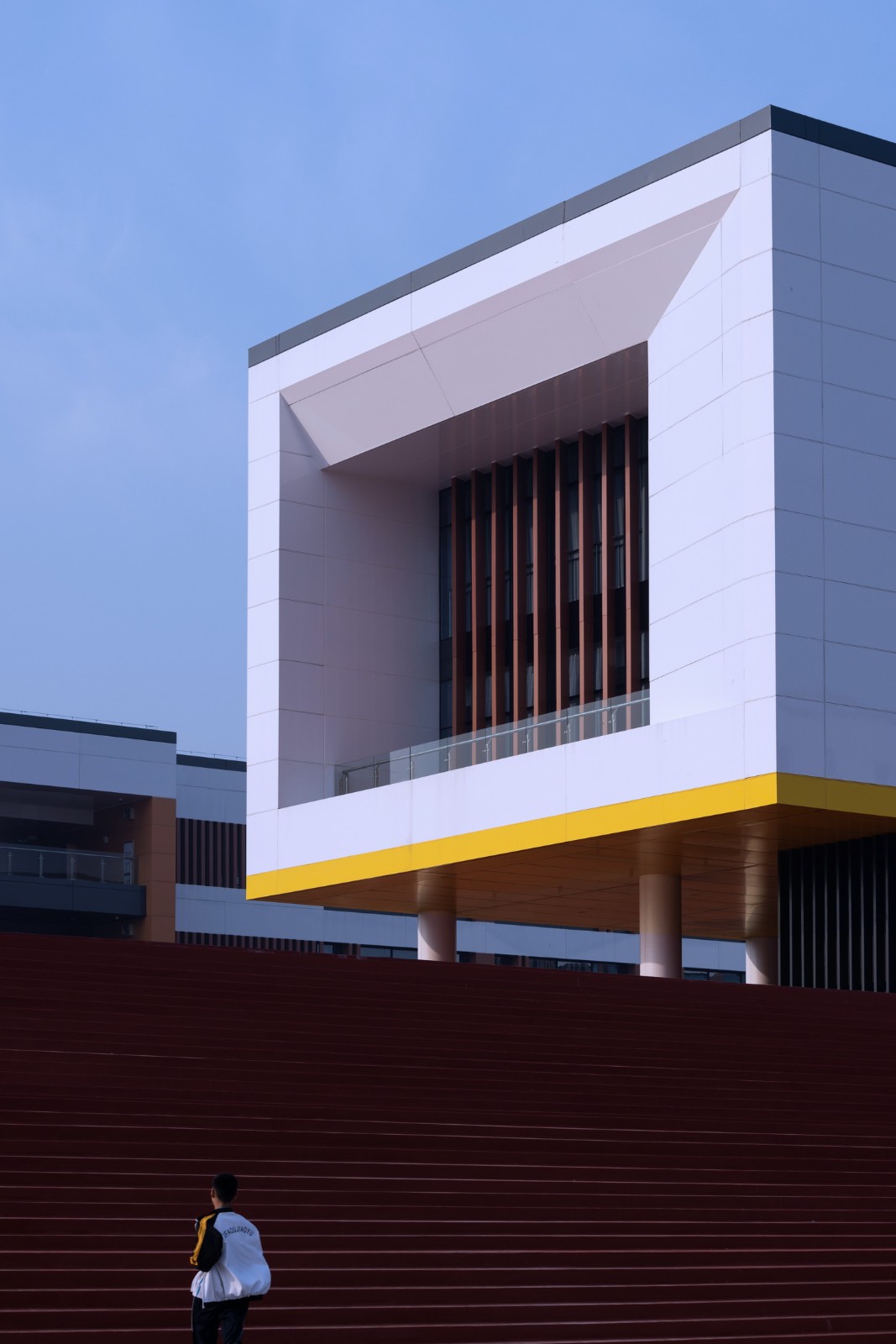 BIM建筑|渤海实验学校（基础教育部） / 中科院建筑设计研究院有限公司