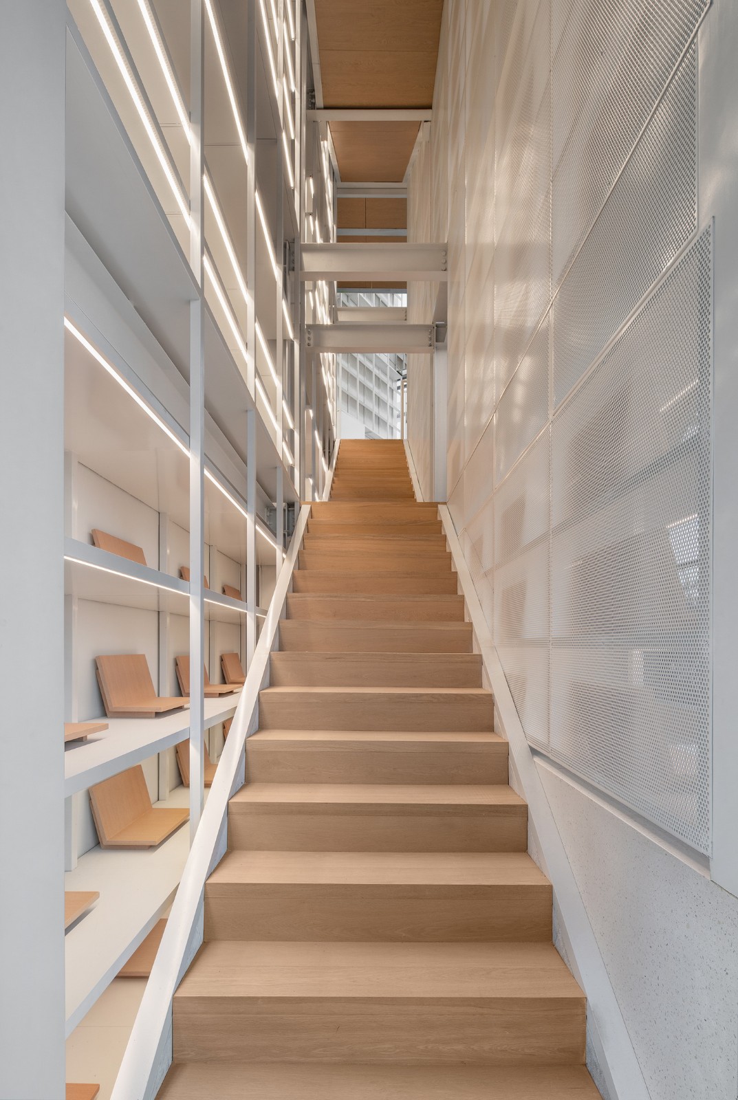 BIM建筑|首创和园·平谷新城租赁住房社区图书馆 / 严旸建筑设计