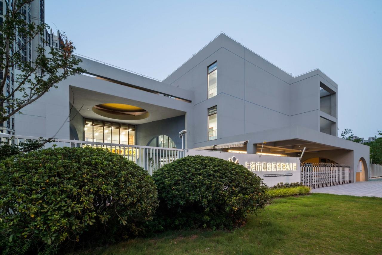 BIM建筑|嘉定区博翔幼儿园：去想象，而不是定义 / 予舍予筑