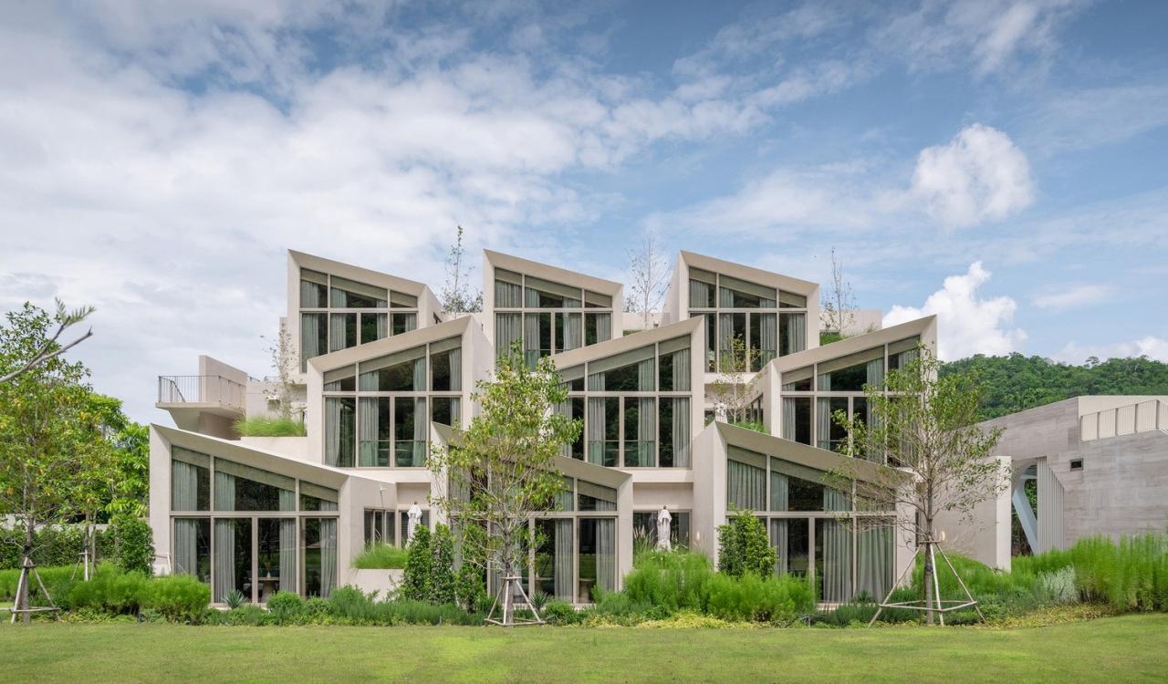 BIM建筑|游向天空，MYS Khaoyai 酒店 / Urban Praxis