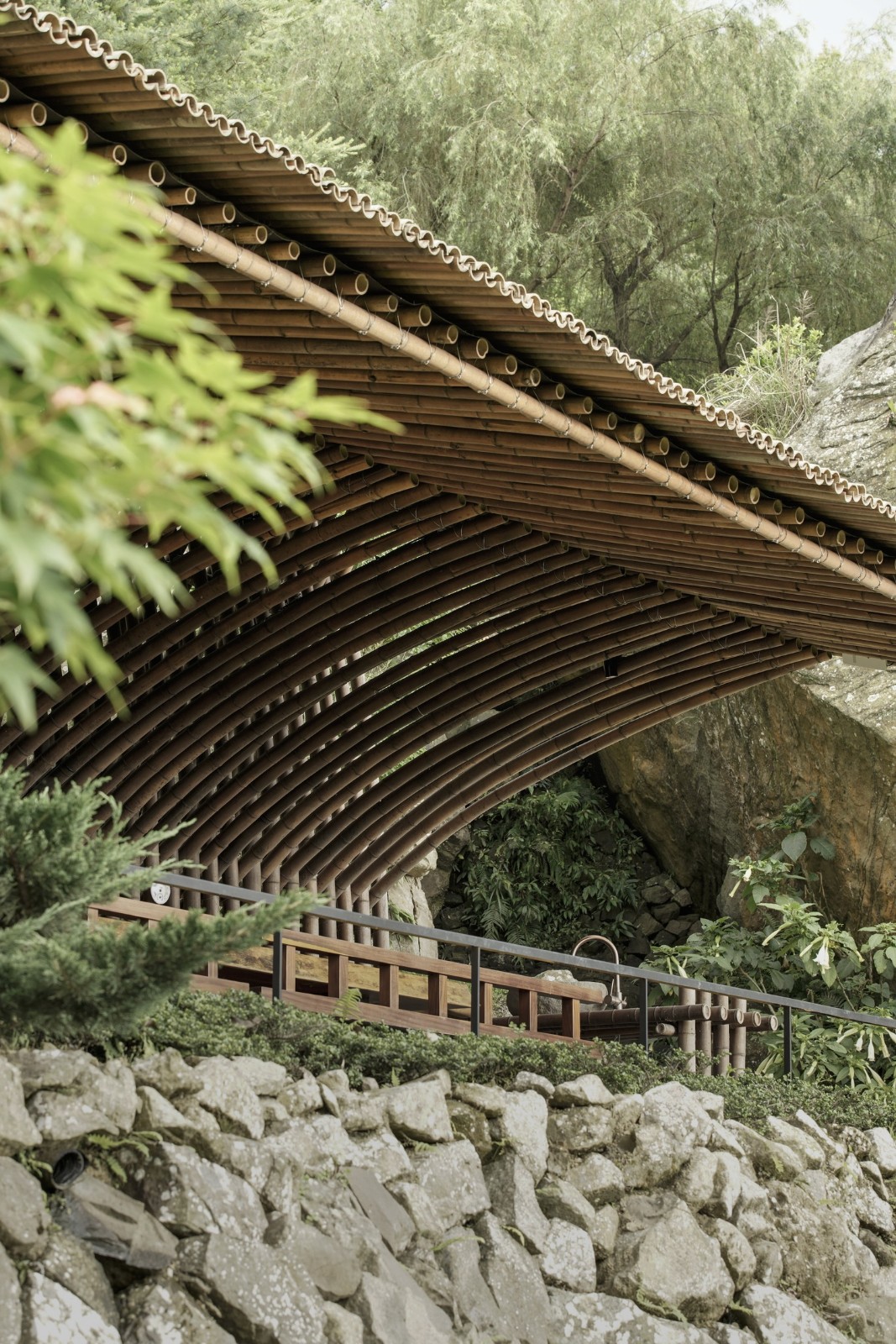 BIM建筑|清水茶坊 / Behet Bondzio Lin Architekten