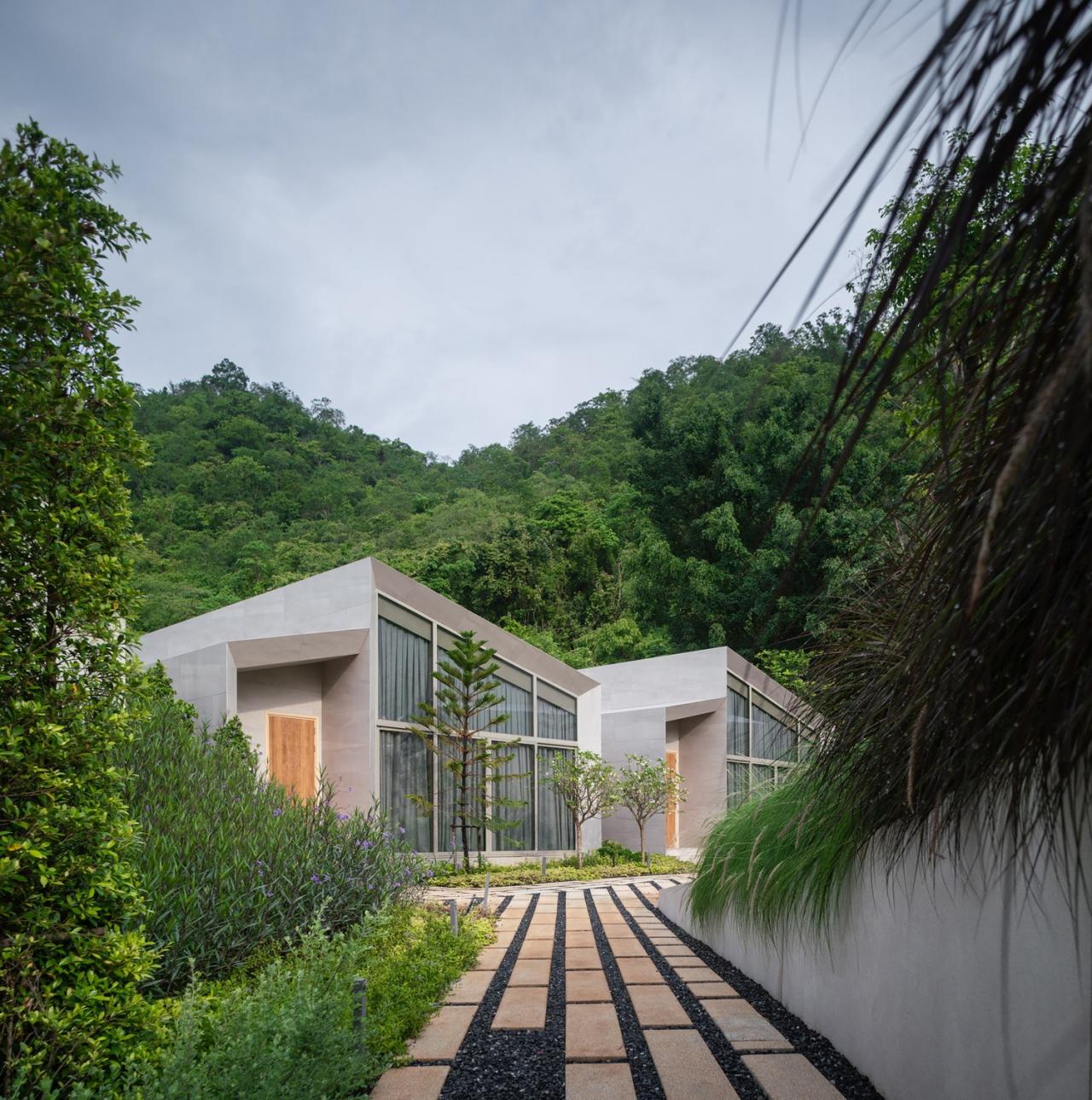 BIM建筑|游向天空，MYS Khaoyai 酒店 / Urban Praxis