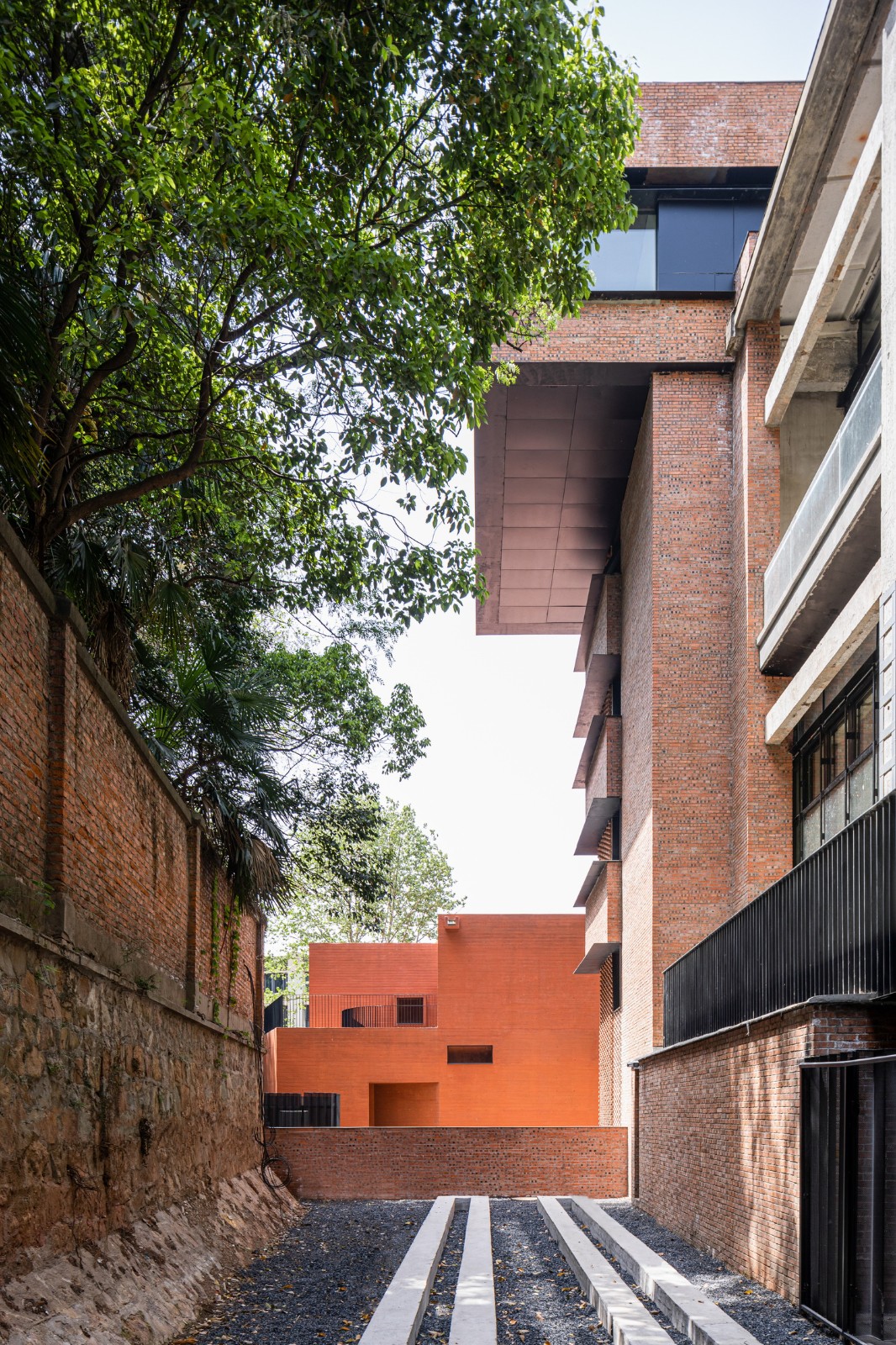 BIM建筑|南京战斗机械厂改造更新 / 米思建筑