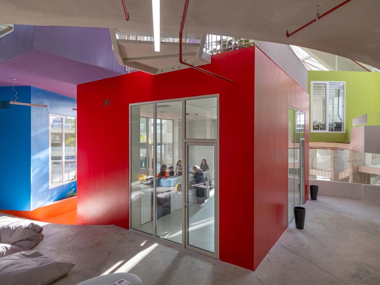 BIM建筑|地拉那金字塔 / MVRDV