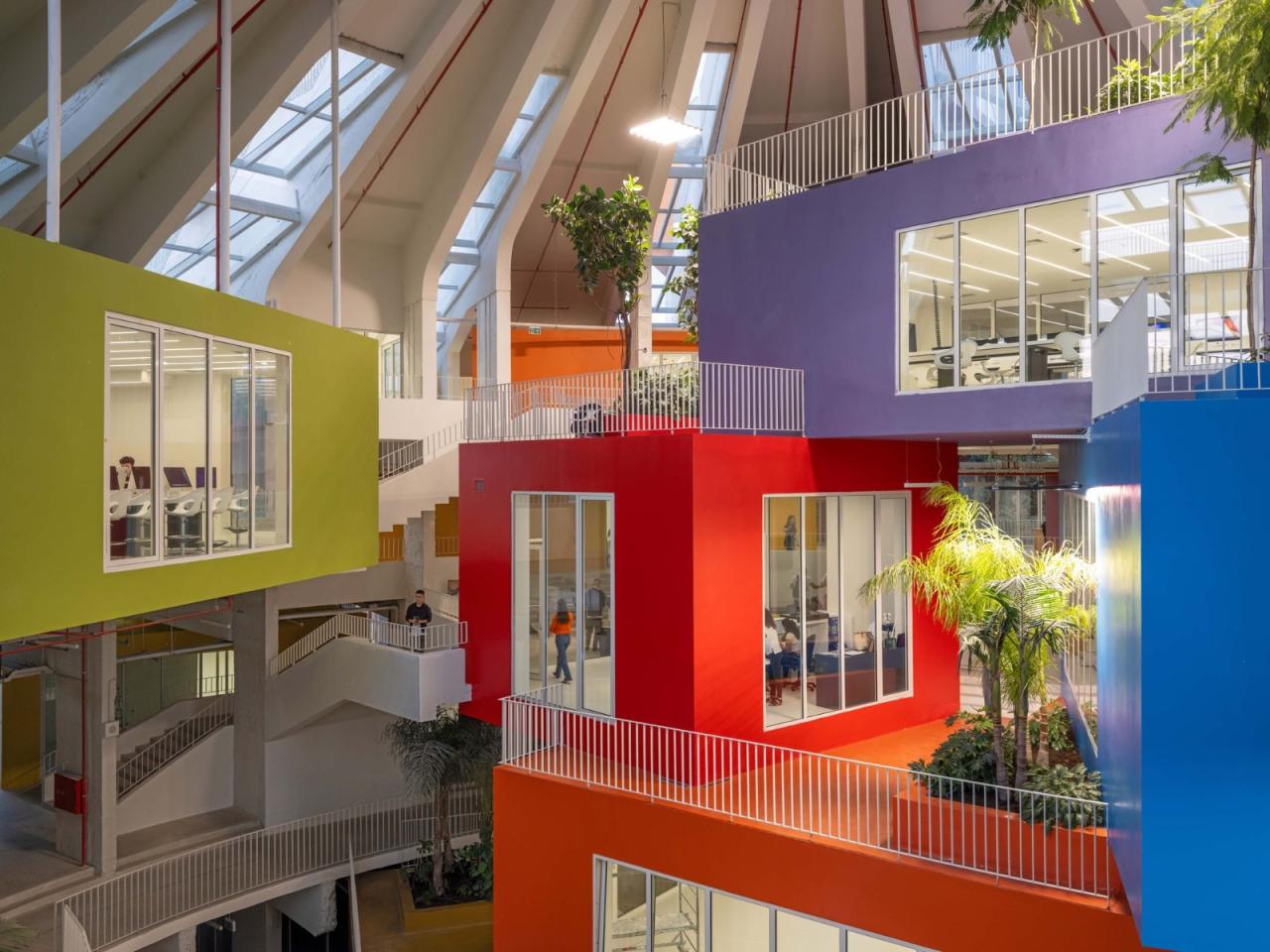 BIM建筑|地拉那金字塔 / MVRDV