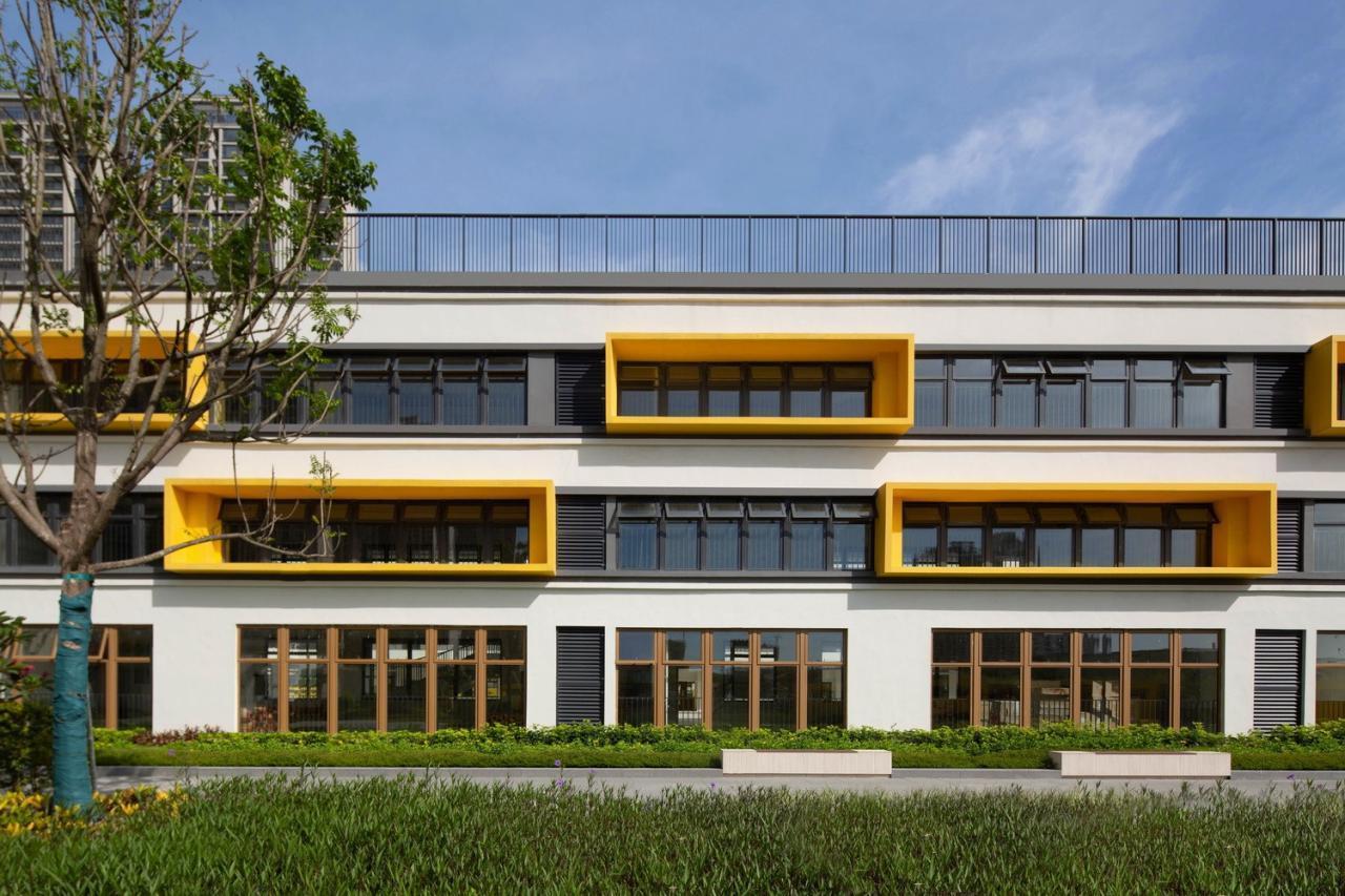 BIM建筑|汕头市龙湖区中阳学校与汕特中心幼儿园 / 柏涛建筑