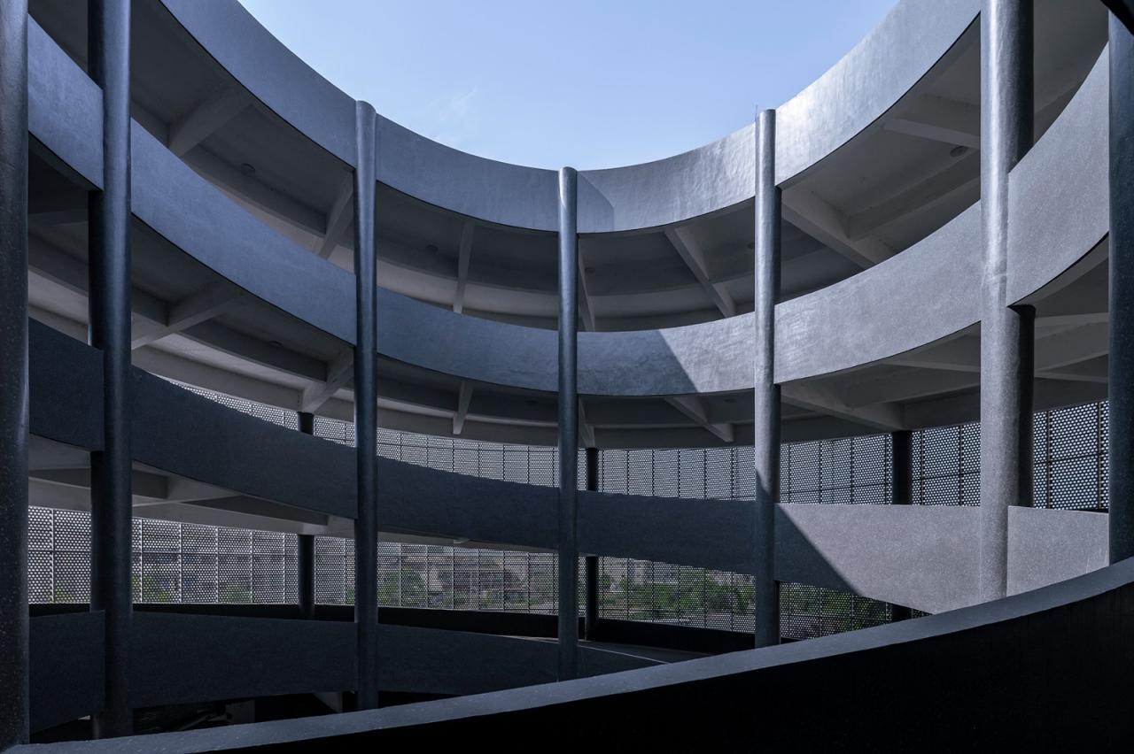 BIM建筑|台州聚丰机车总部 / 殊至建筑