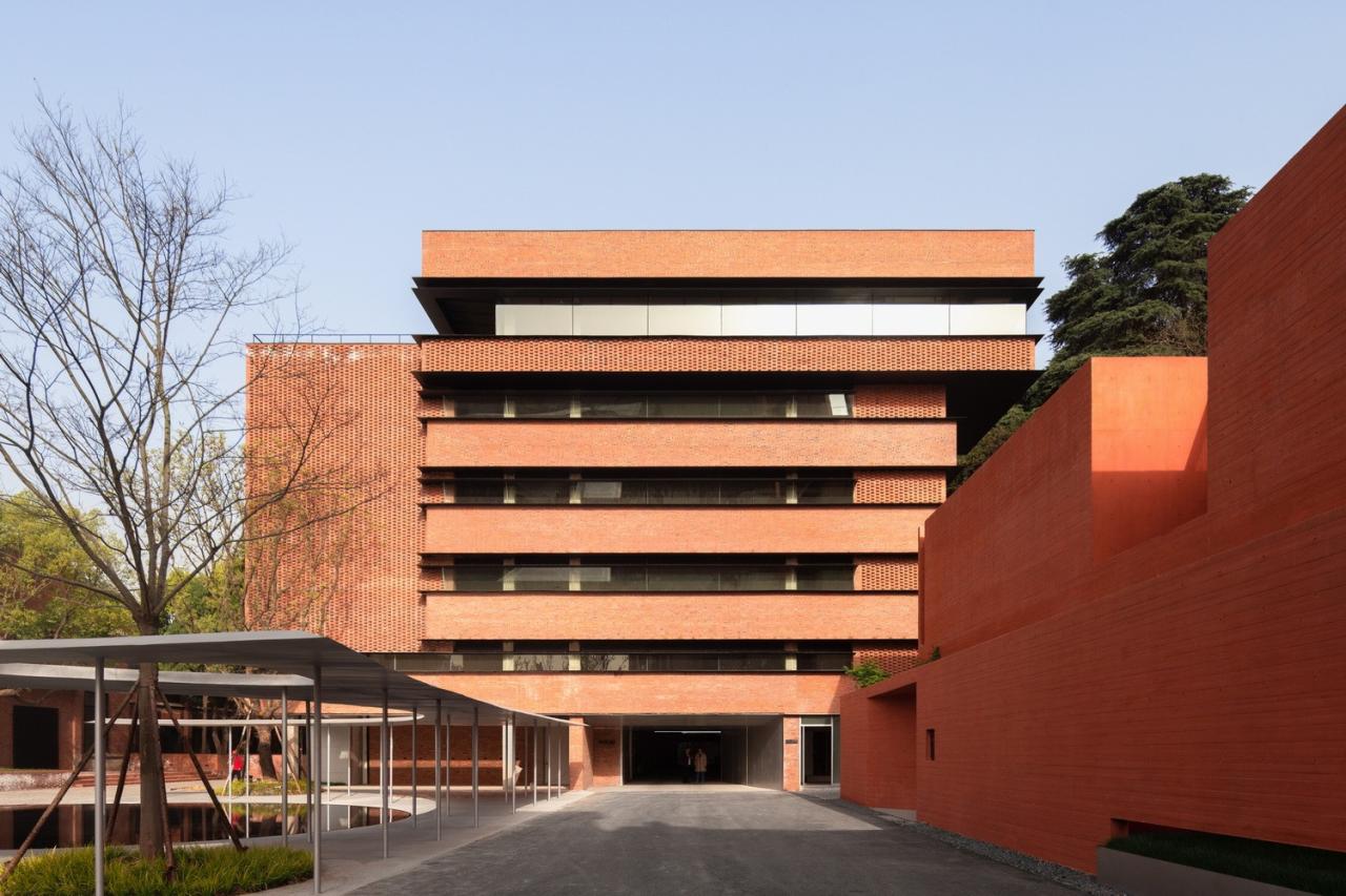 BIM建筑|南京战斗机械厂改造更新 / 米思建筑