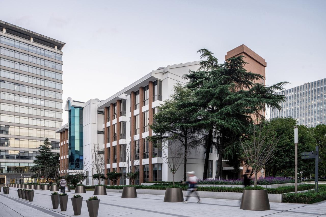 BIM建筑|上海利丰广场YOUNG PARK：魔都科创活力社区全新启幕 / 三益建筑设计