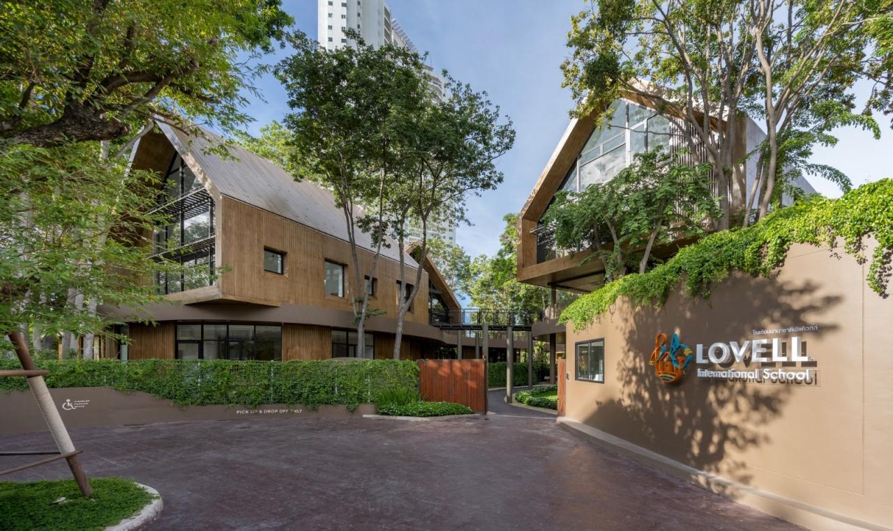 BIM建筑|Lovell 国际学校 / Plan Architect