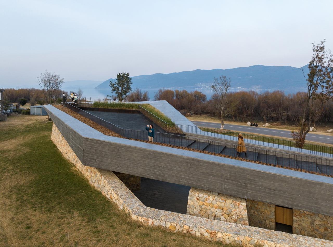 BIM建筑|微地形：大理洱海小邑庄生态驿站-孟凡浩 / line+建筑事务所