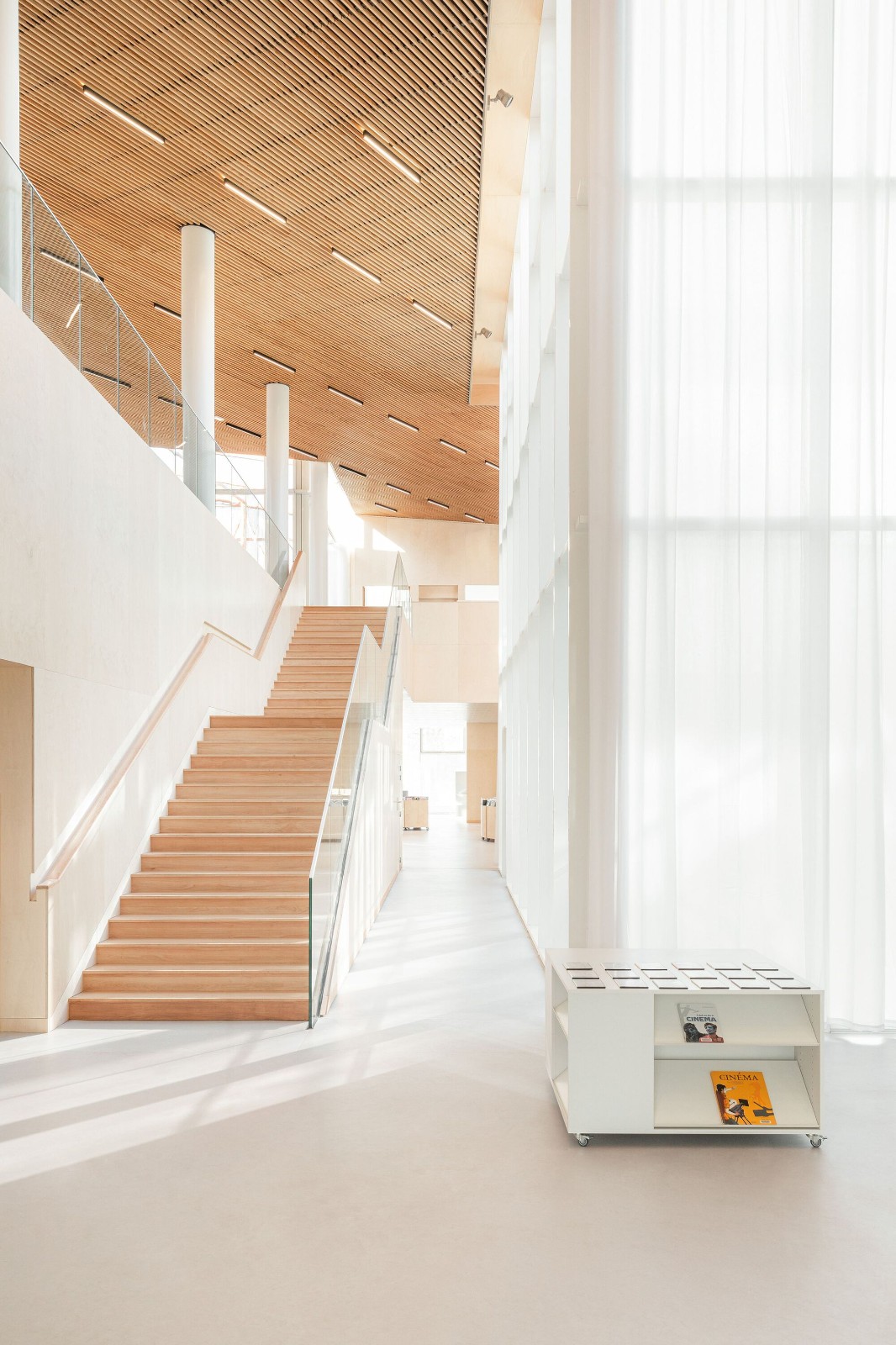 BIM建筑|Sainte-Geneviève- des-Bois 媒体图书馆 / archi5 + Calmm architecture