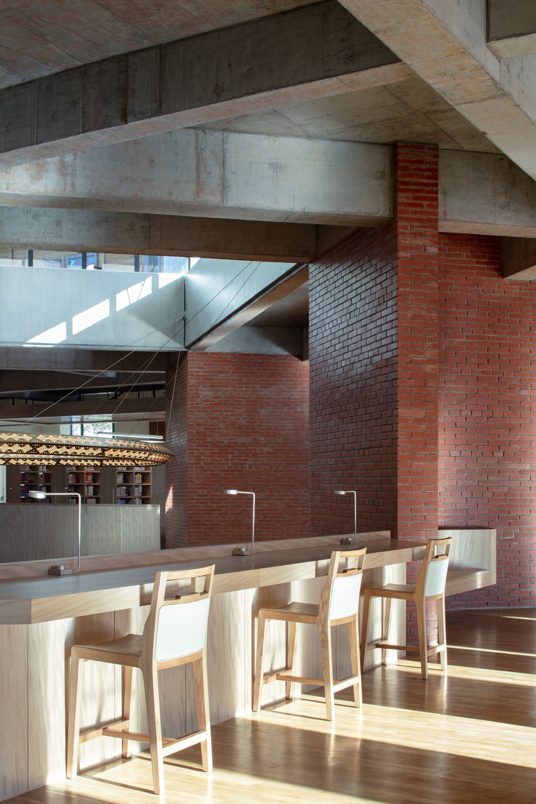 BIM建筑|德巴图书馆 / 荣朝晖工作室