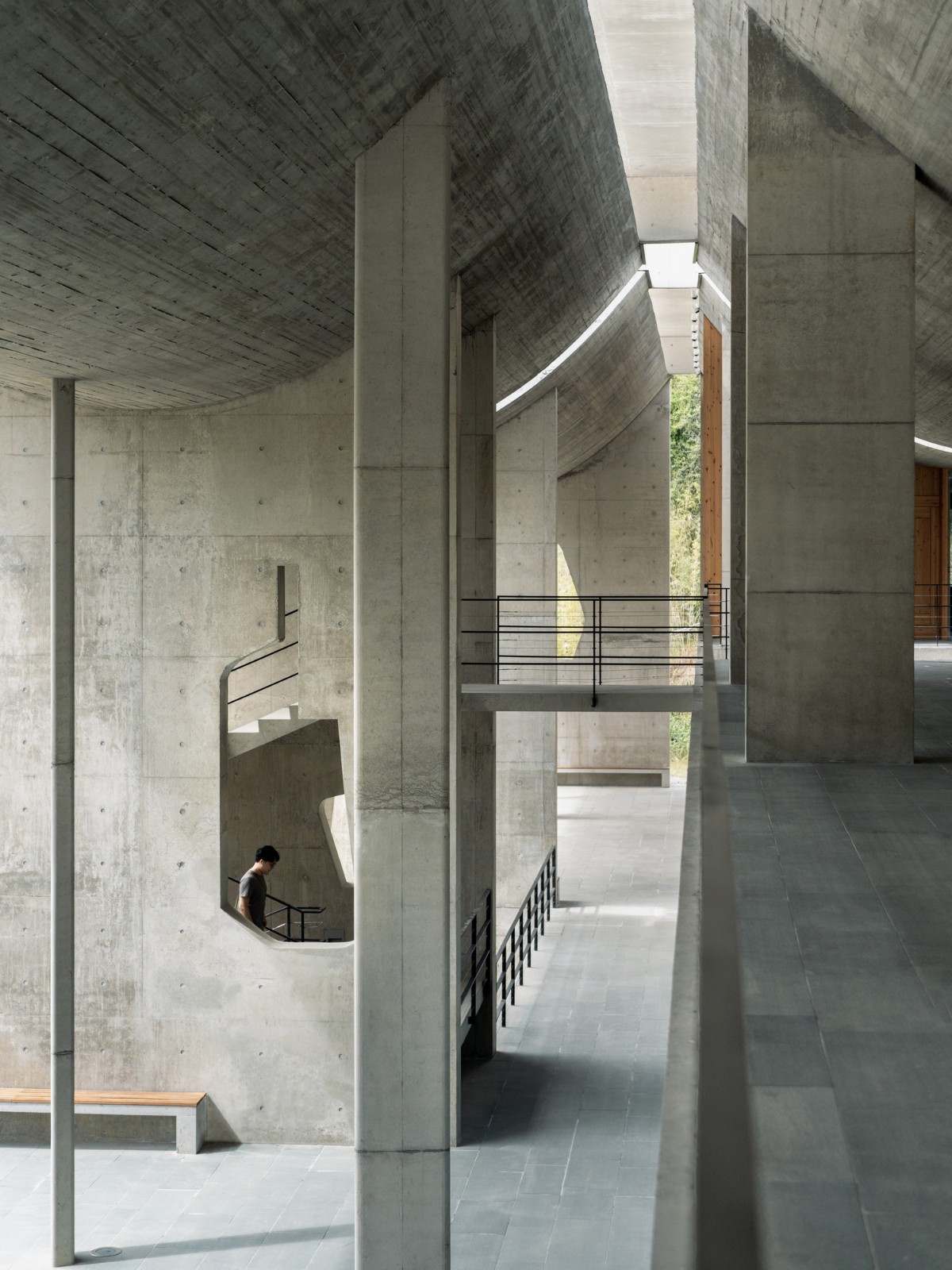 BIM建筑|紫晶国际会舍 / 朱锫建筑