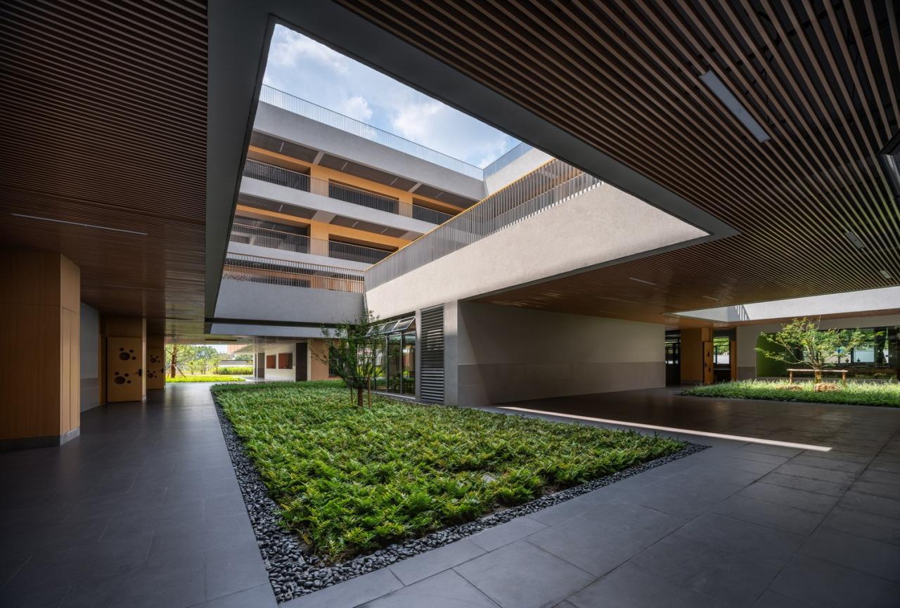 BIM建筑|奉贤区教育学院附属实验小学奉浦小学校区 / 无样建筑工作室