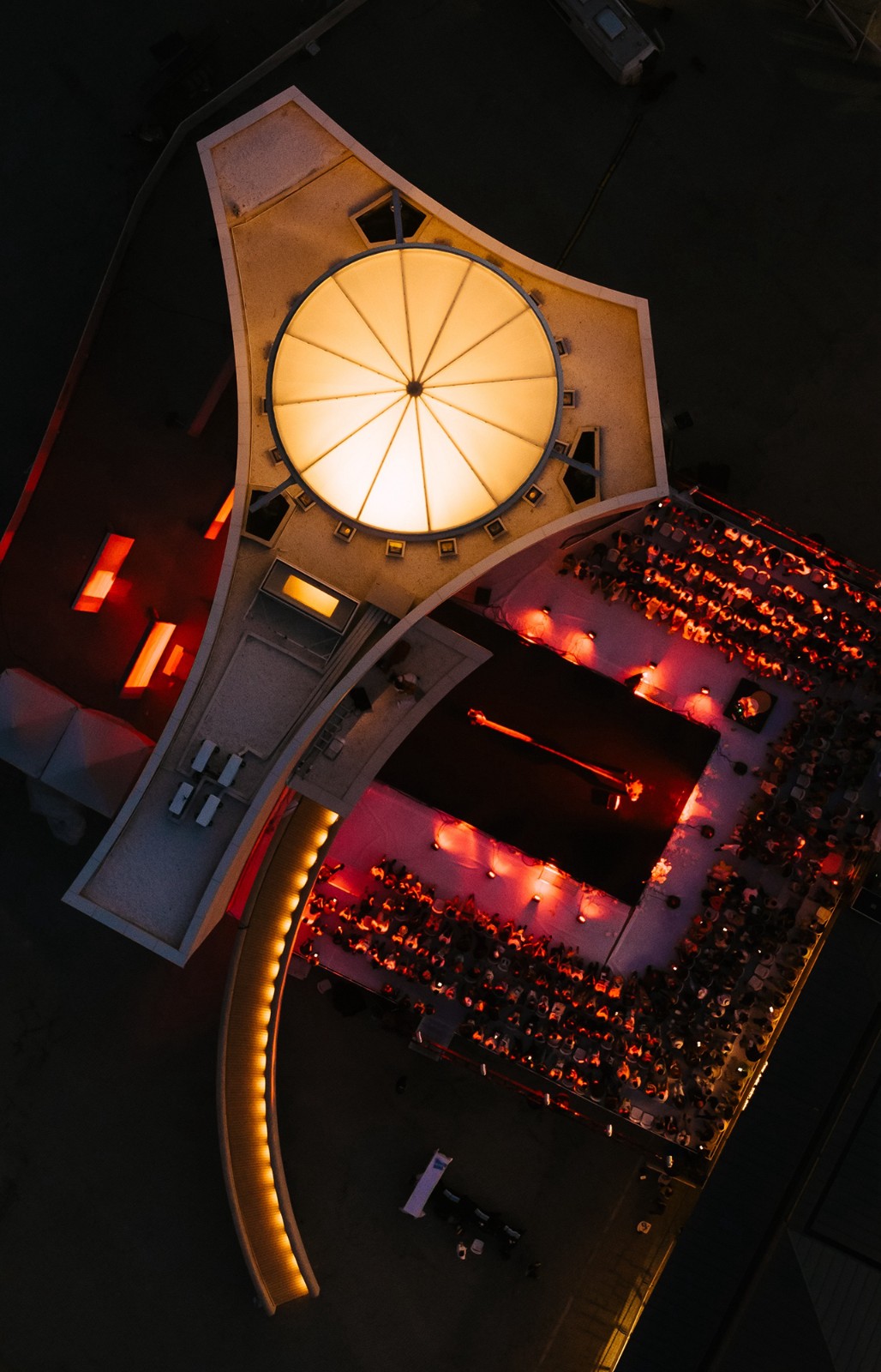 BIM建筑|北岸礼堂 / 直向建筑