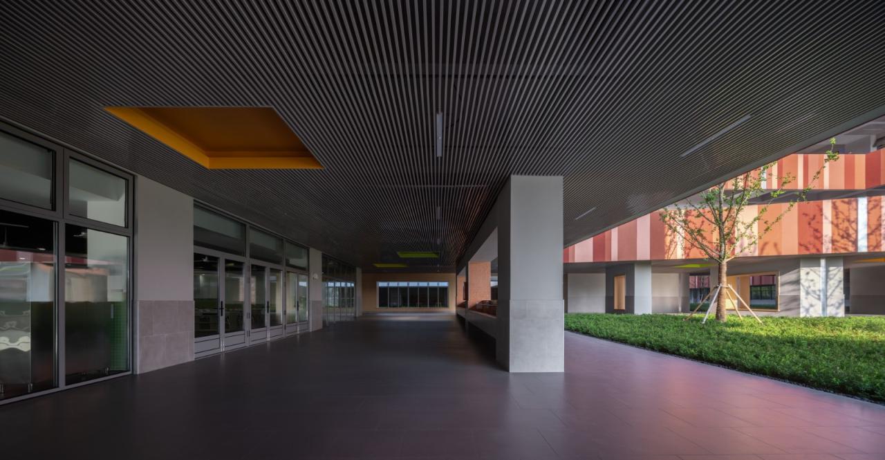 BIM建筑|奉贤区教育学院附属实验小学奉浦小学校区 / 无样建筑工作室