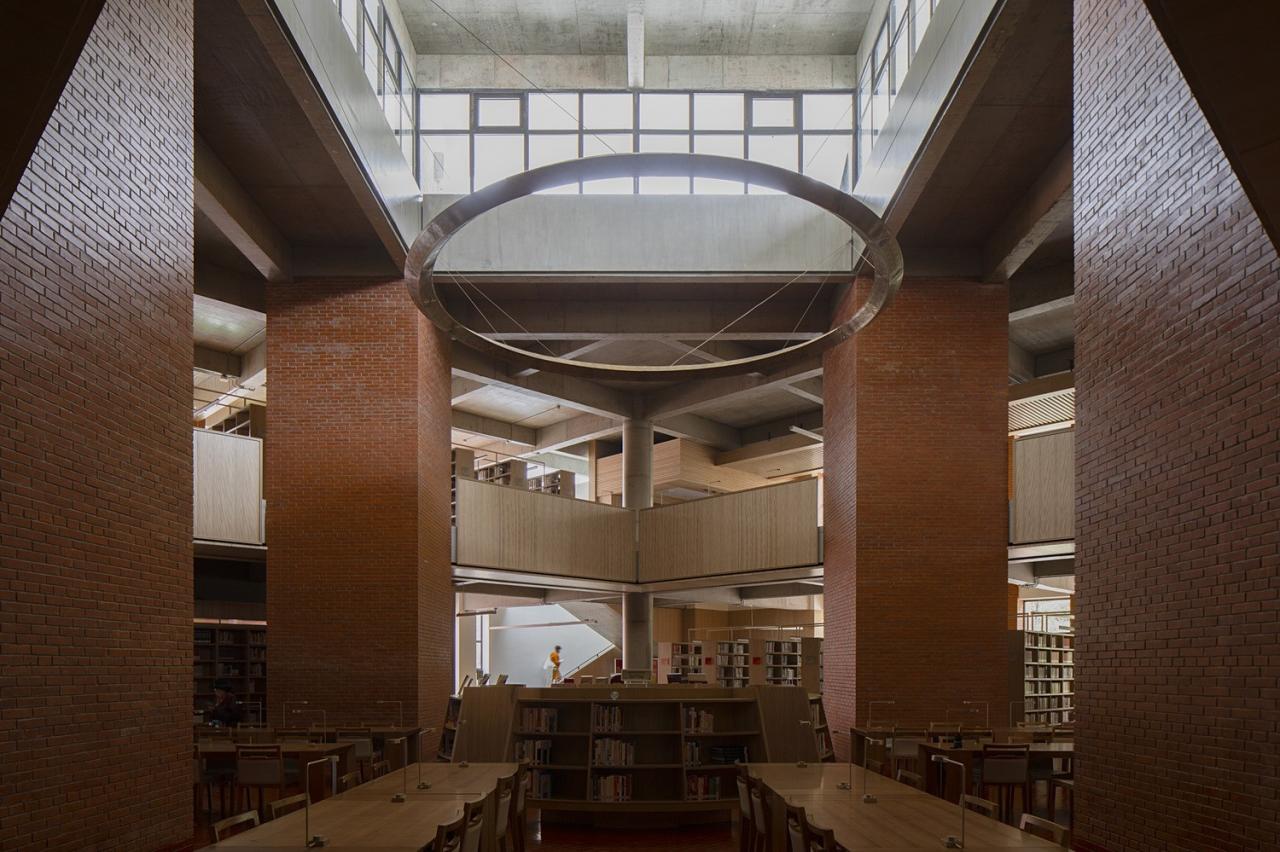 BIM建筑|德巴图书馆 / 荣朝晖工作室