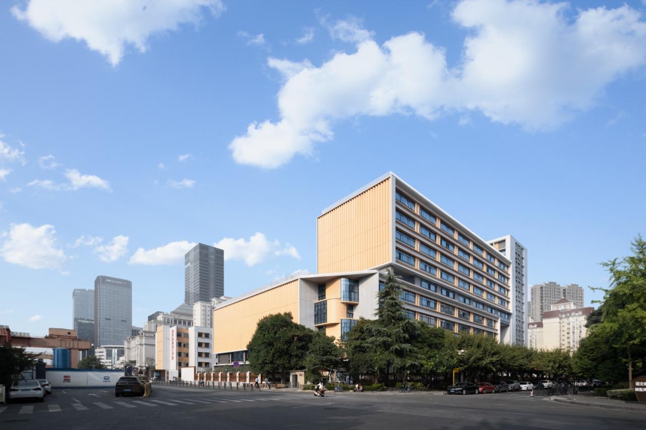 BIM建筑|西安高新第一中学（高中部）改扩建 / 中国建筑西北设计研究院 屈培青工作室