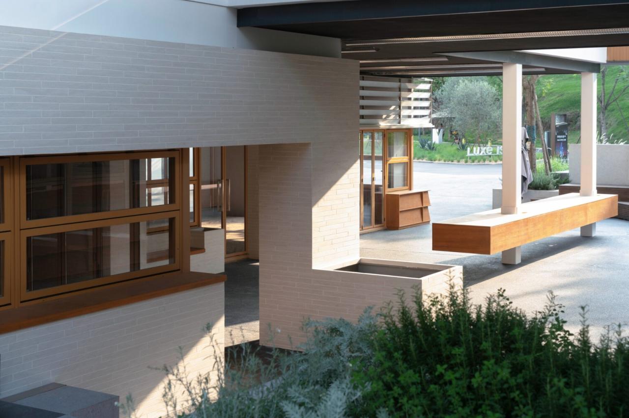 BIM建筑|成都天府麓湖美食岛二期 / 四周建筑