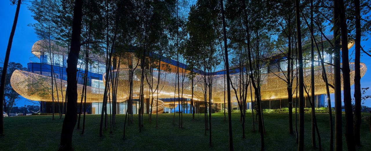 BIM建筑|白鹤湖游客中心 / 建识设计