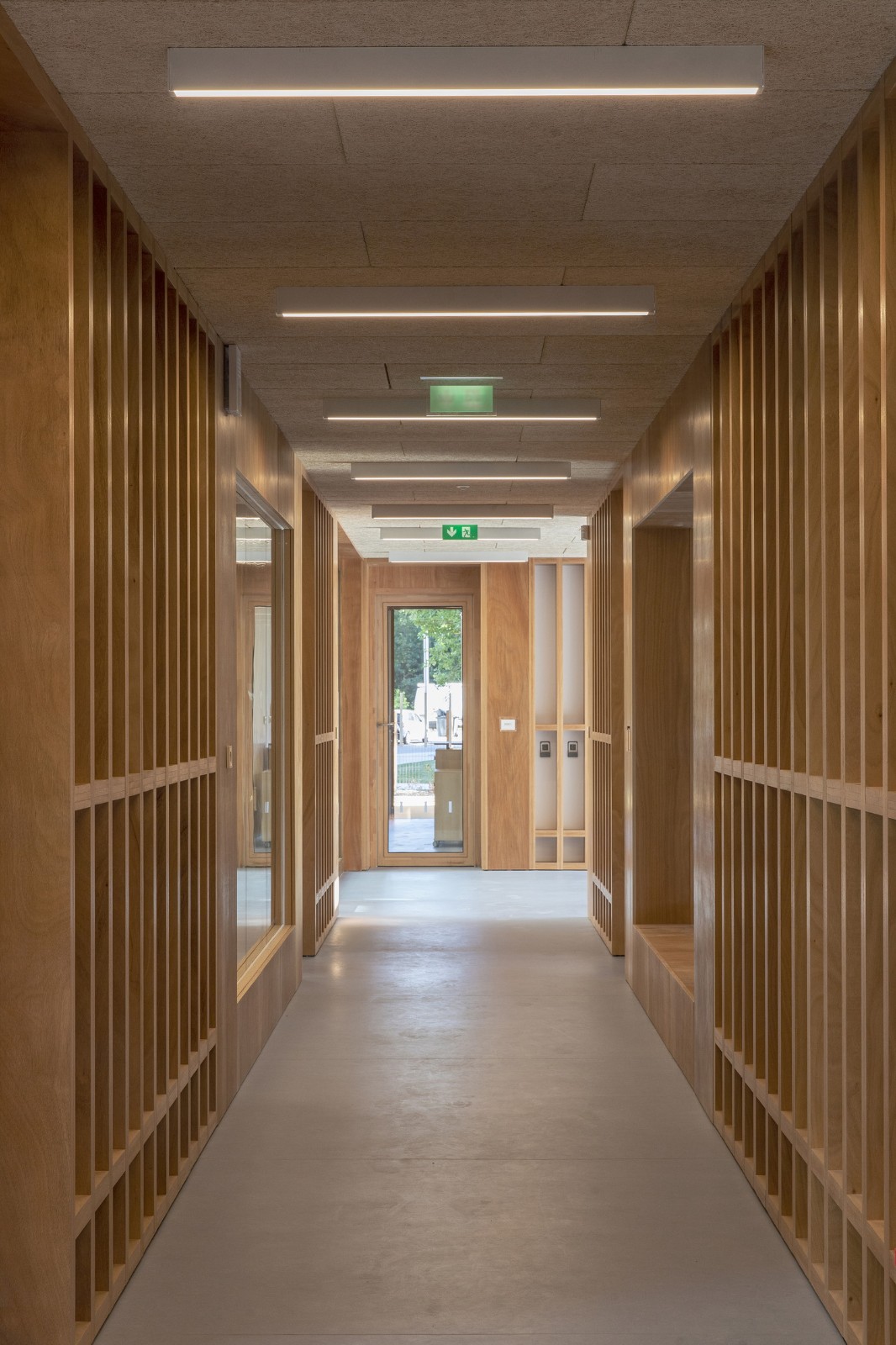 BIM建筑|日间托儿所和玩具图书馆 / a+samueldelmas architectes