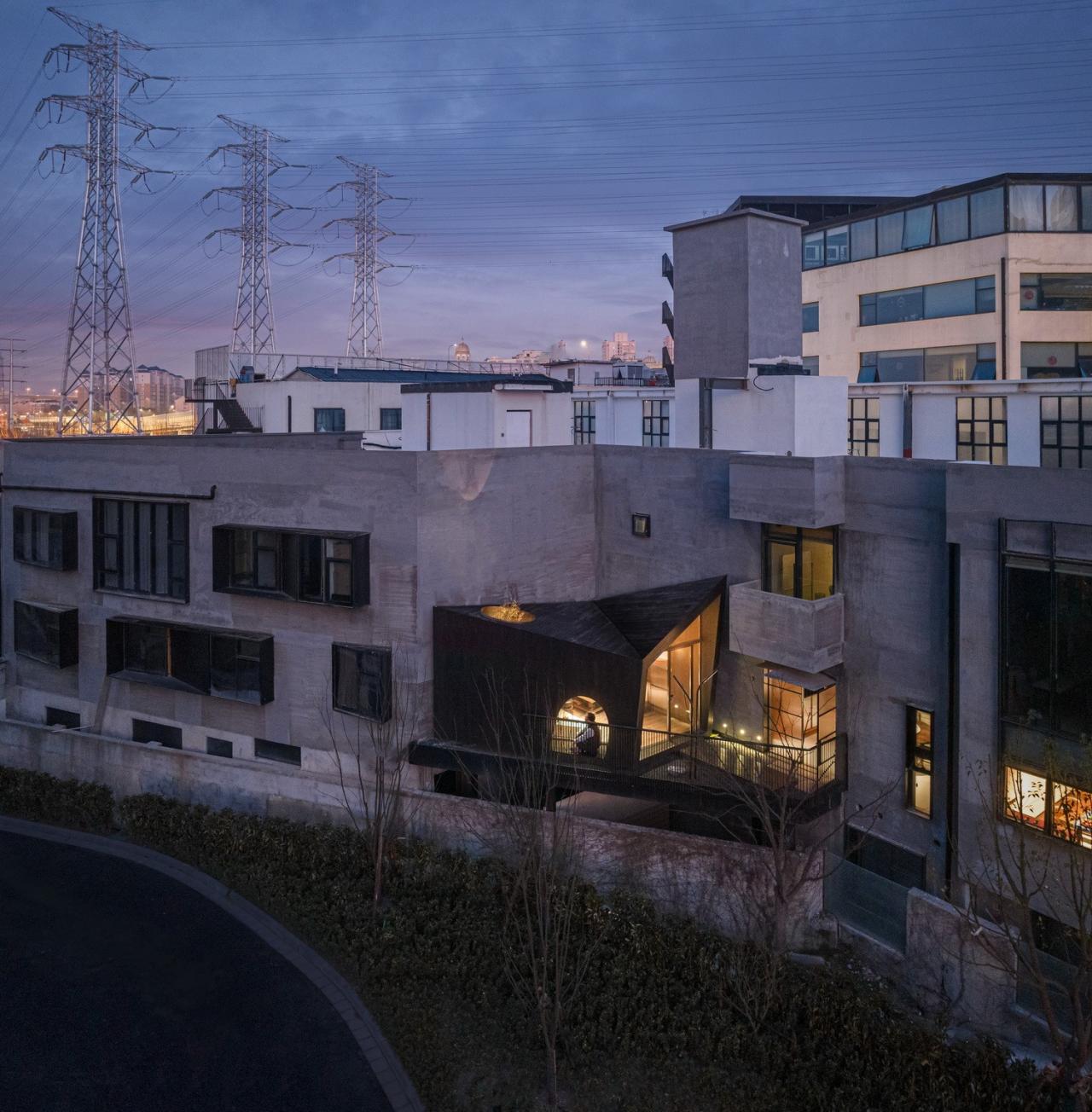 BIM建筑|夹缝中的建筑，上海 / 本哲建筑