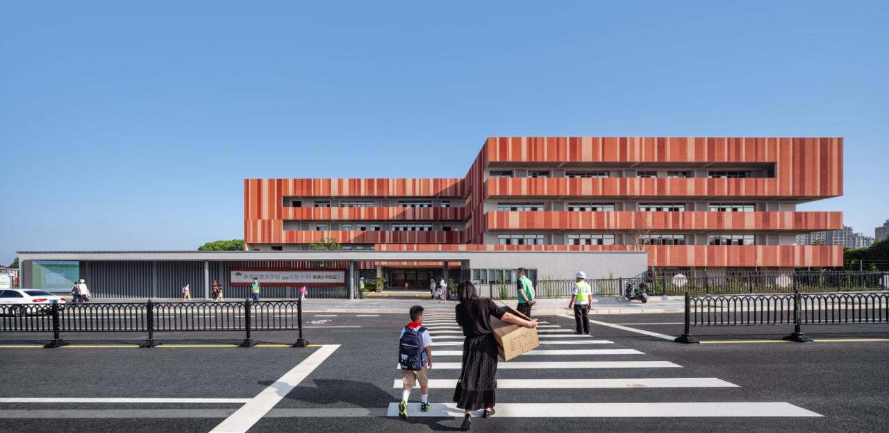 BIM建筑|奉贤区教育学院附属实验小学奉浦小学校区 / 无样建筑工作室