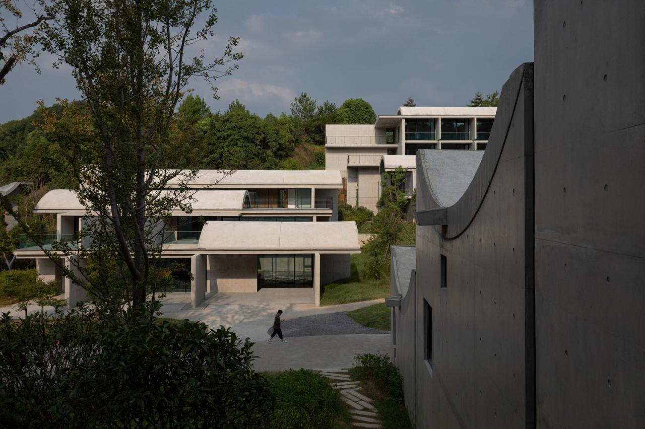 BIM建筑|紫晶国际会舍 / 朱锫建筑