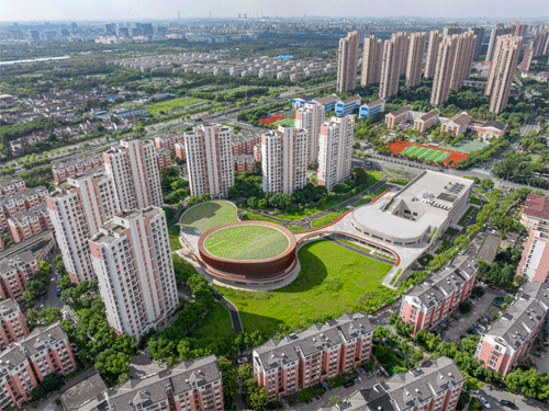 BIM建筑|上海三林懿德社区文体中心：“镶嵌”在社区当中的一站式“体育+”公园 / 三益中国