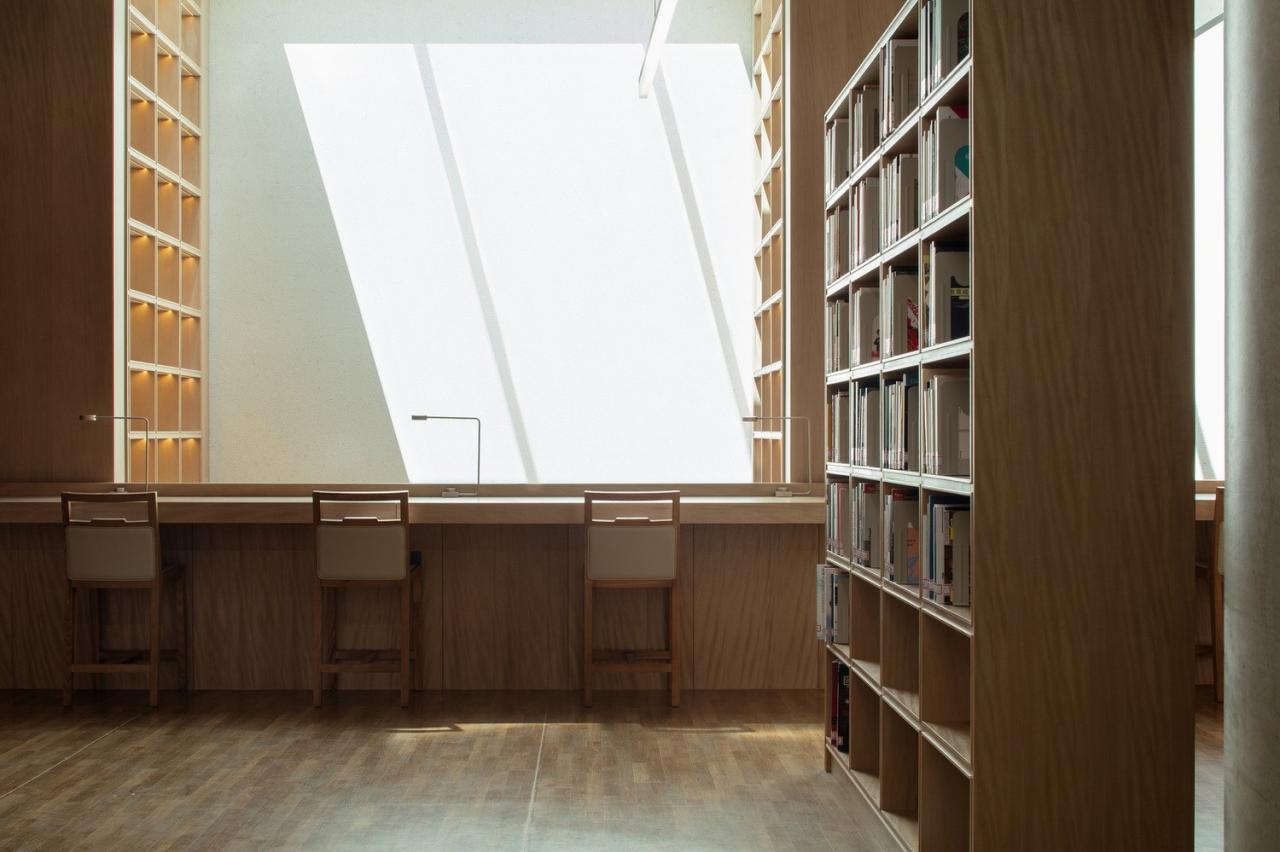 BIM建筑|德巴图书馆 / 荣朝晖工作室