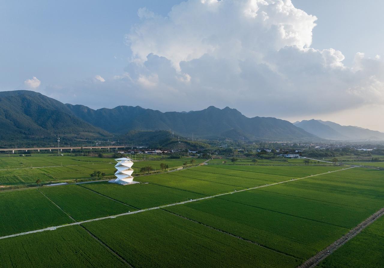 BIM建筑|稻田上的灯塔 / 中国电建华东院林再国工作室