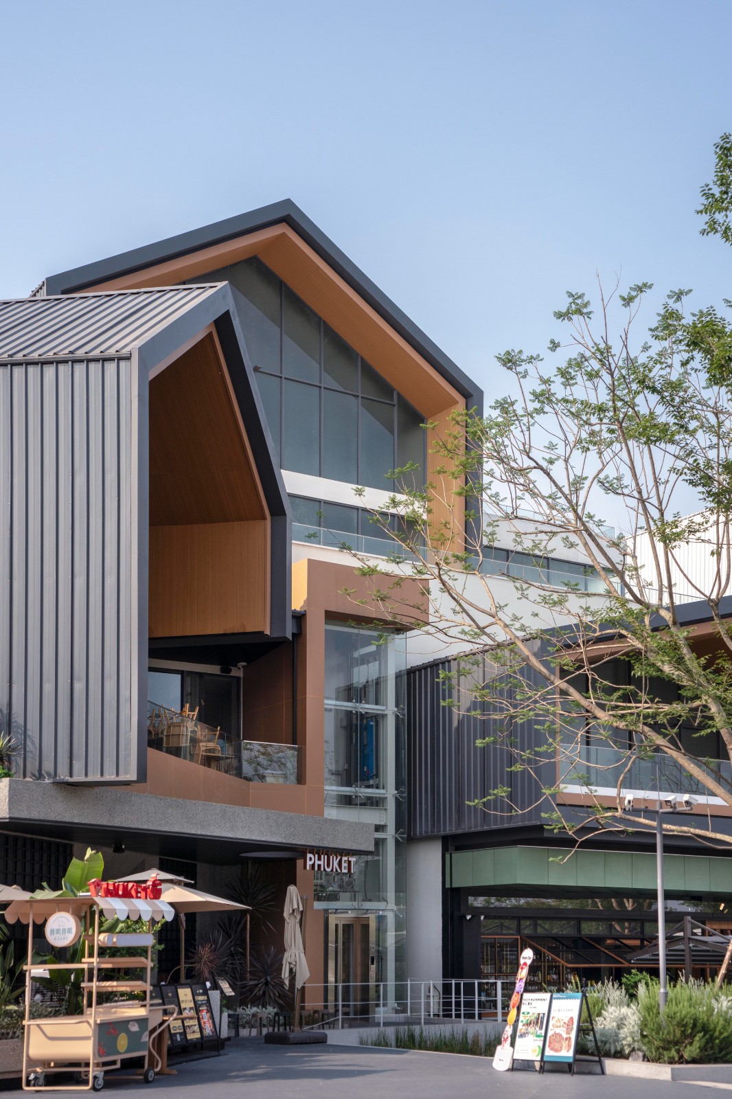 BIM建筑|成都天府麓湖美食岛二期 / 四周建筑