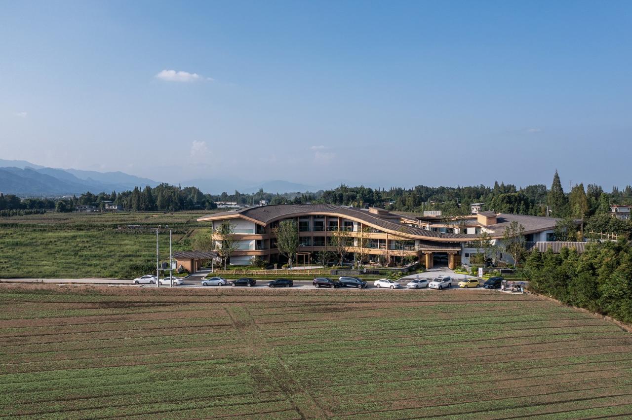 BIM建筑|川西建筑与道教文化的融合/“青城•朴舍亲子度假酒店”荣获2023金熊猫天府创意设计奖