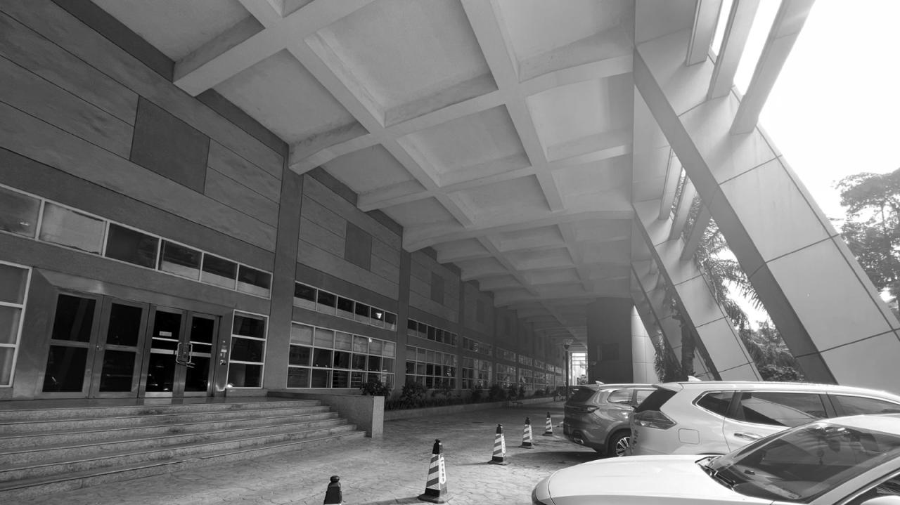 BIM建筑|深圳长城大厦适应性改造 / 昱景设计