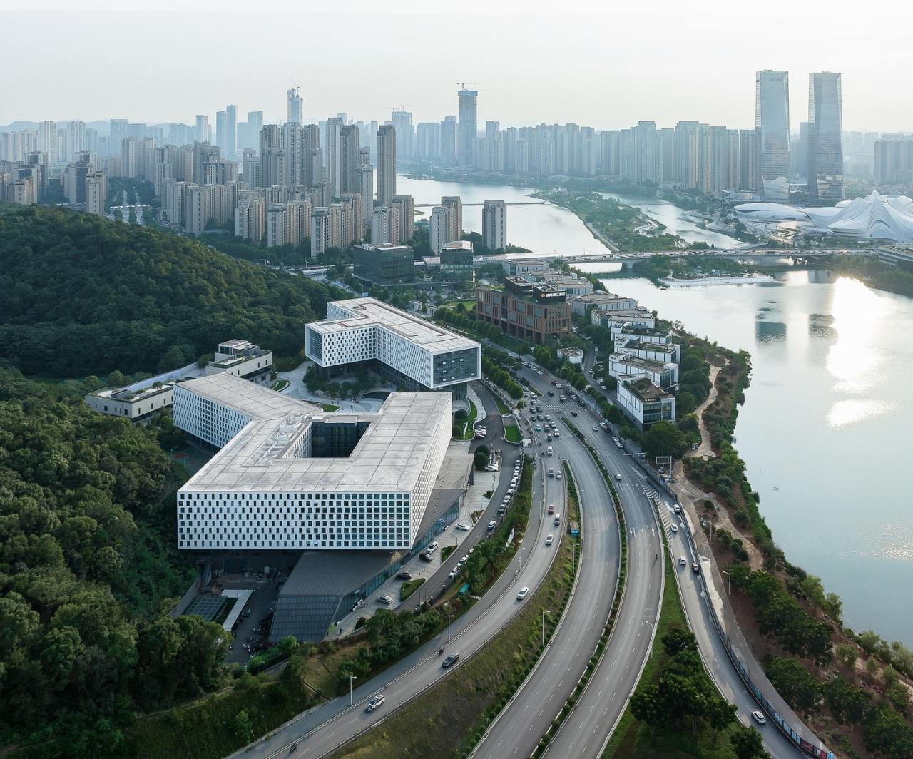 BIM建筑|长沙JJM研发总部 / 单元建筑