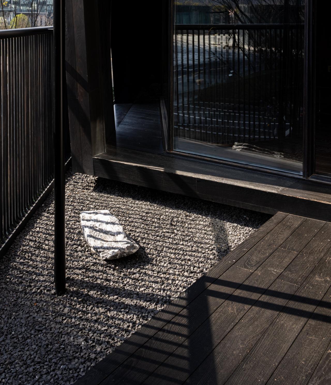 BIM建筑|夹缝中的建筑，上海 / 本哲建筑