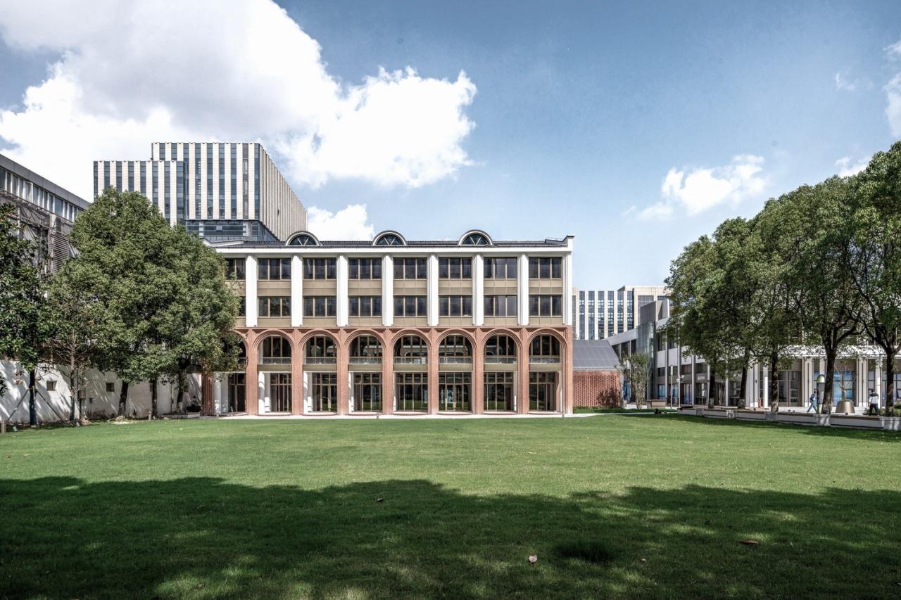 BIM建筑|上海利丰广场YOUNG PARK：魔都科创活力社区全新启幕 / 三益建筑设计